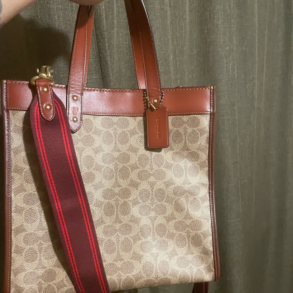 Coach field tote